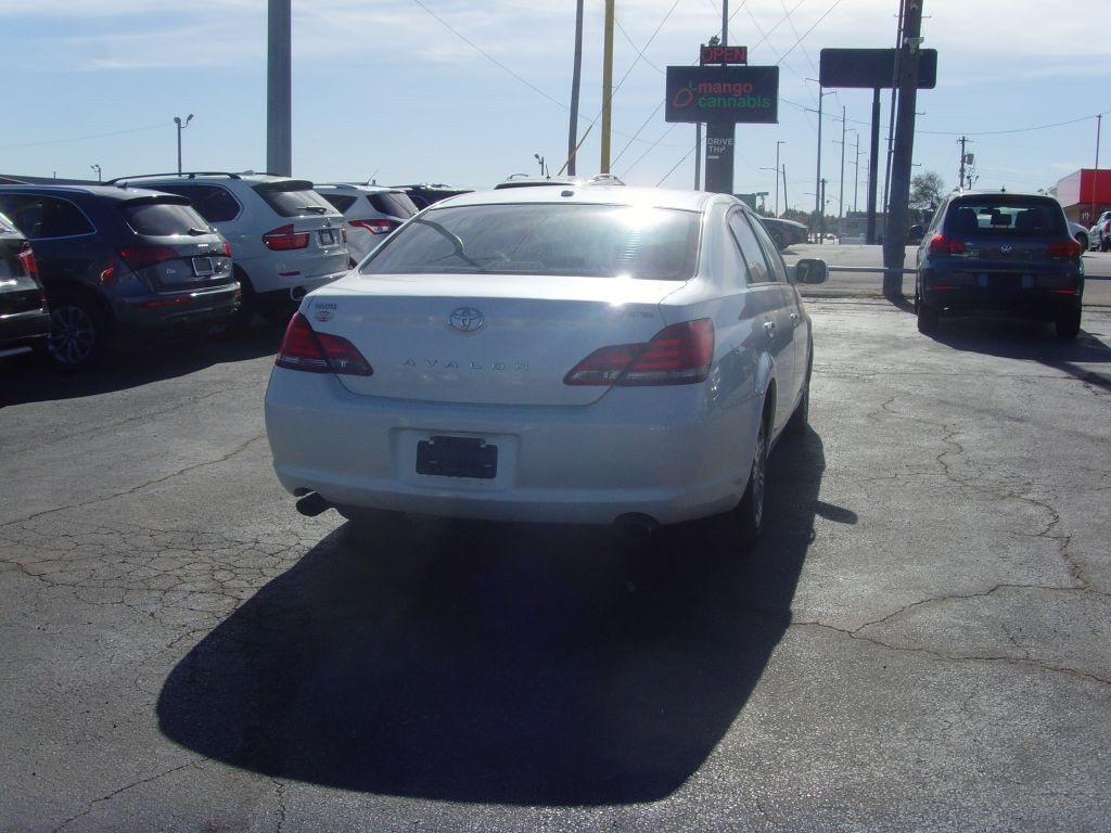 2009 Toyota Avalon Image 6