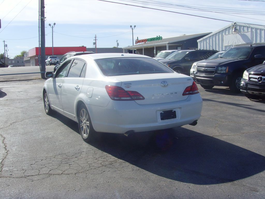 2009 Toyota Avalon Image 7