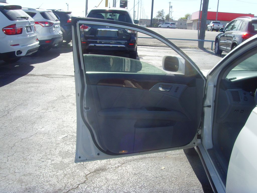 2009 Toyota Avalon Image 16