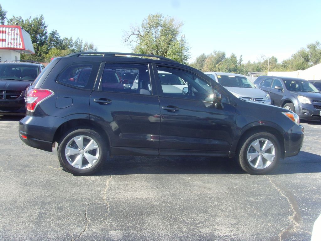 2016 Subaru Forester Image 10