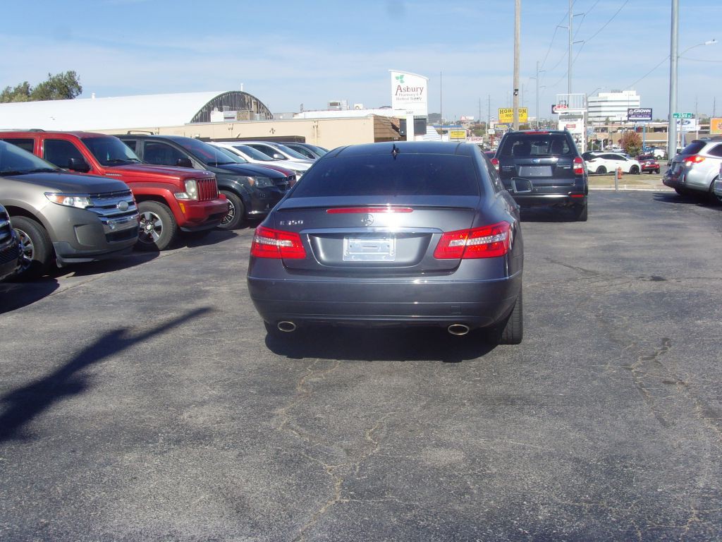 2013 Mercedes-Benz E-Class Image 6