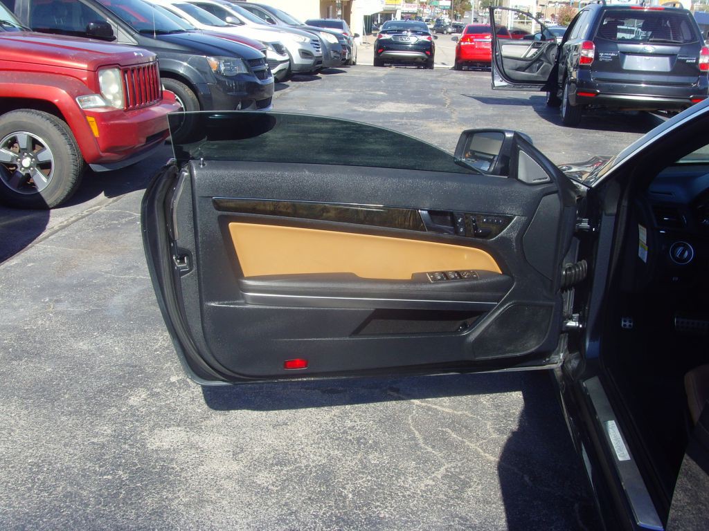 2013 Mercedes-Benz E-Class Image 13