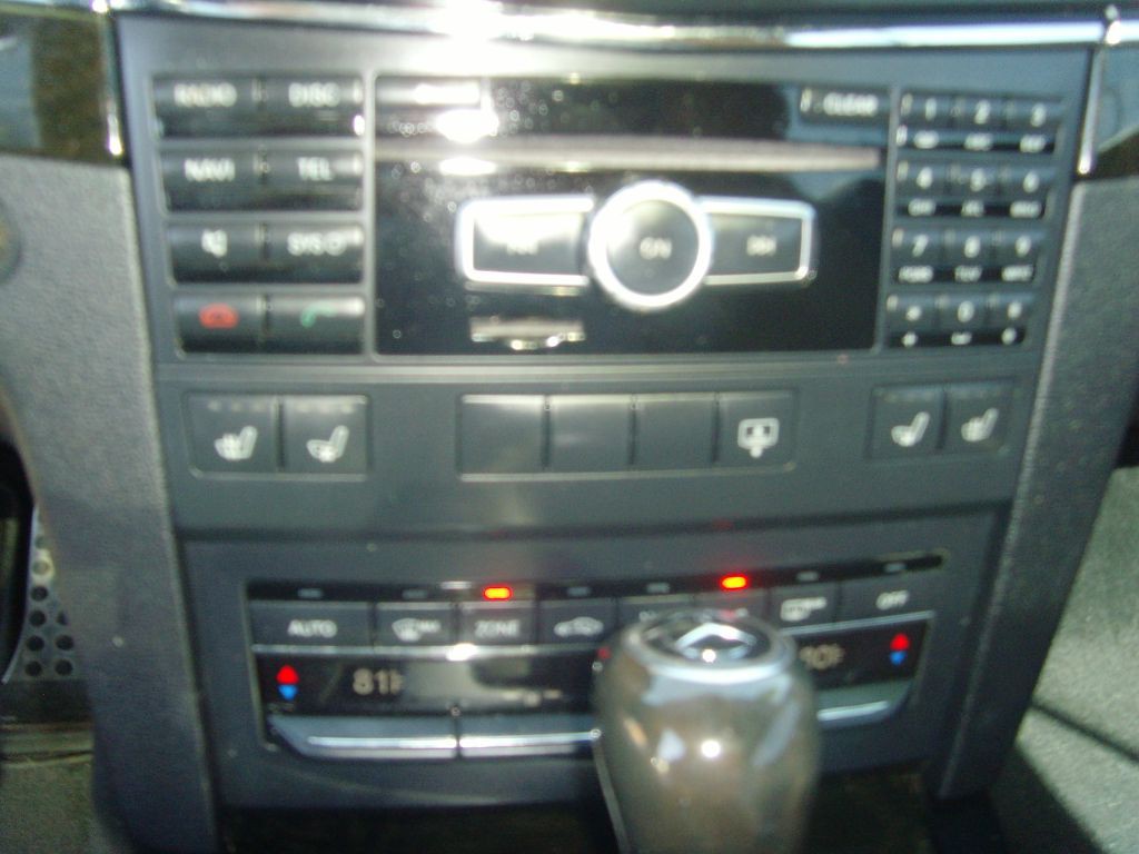 2013 Mercedes-Benz E-Class Image 18