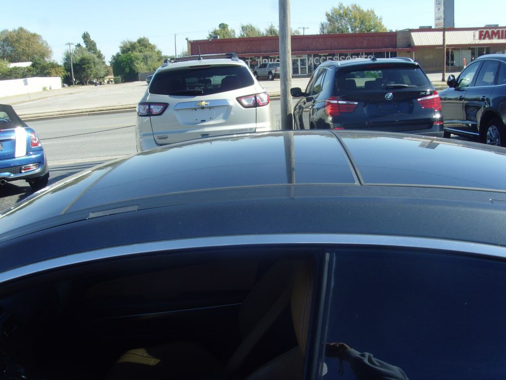 2013 Mercedes-Benz E-Class Image 20