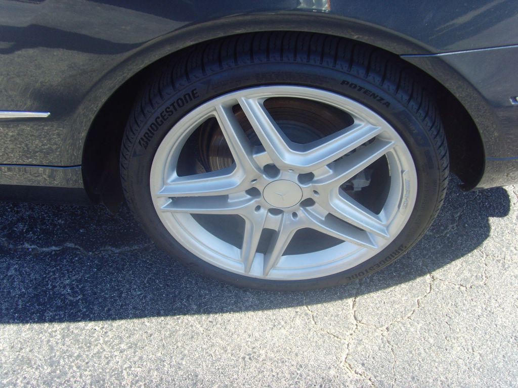 2013 Mercedes-Benz E-Class Image 23