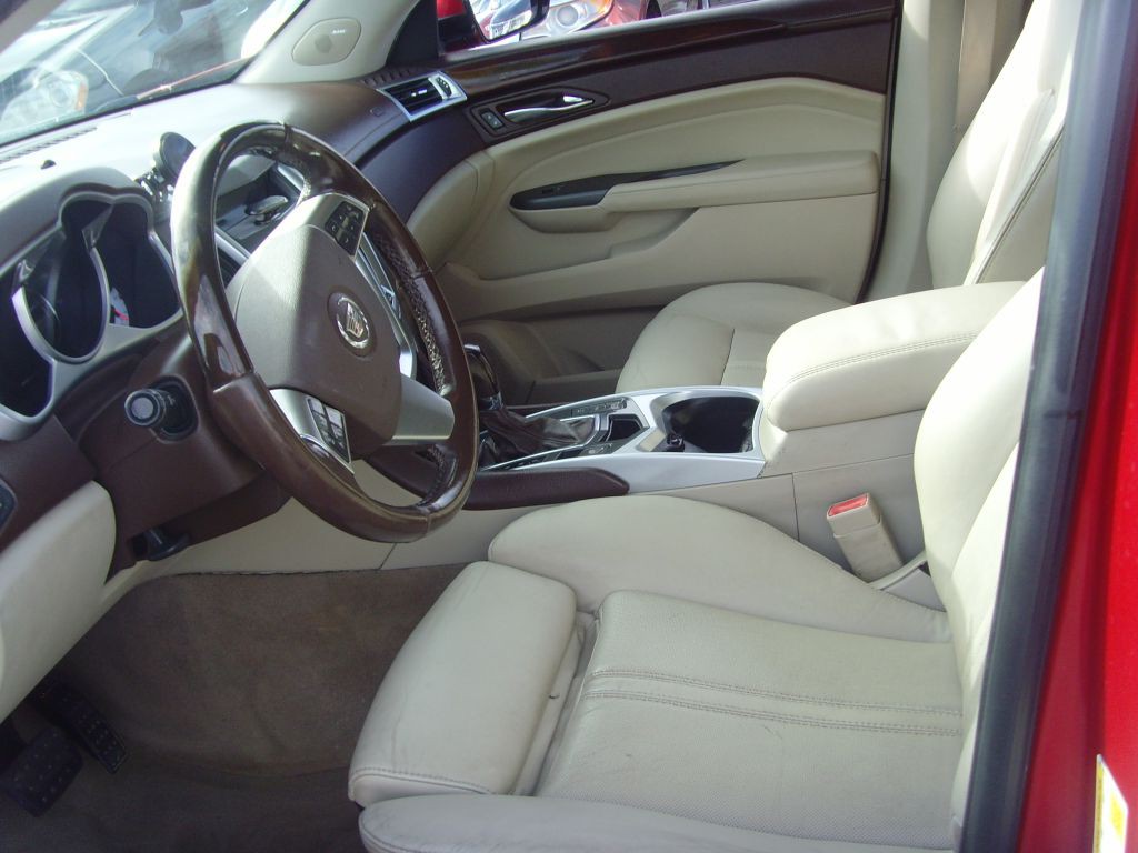 2012 Cadillac SRX Image 19