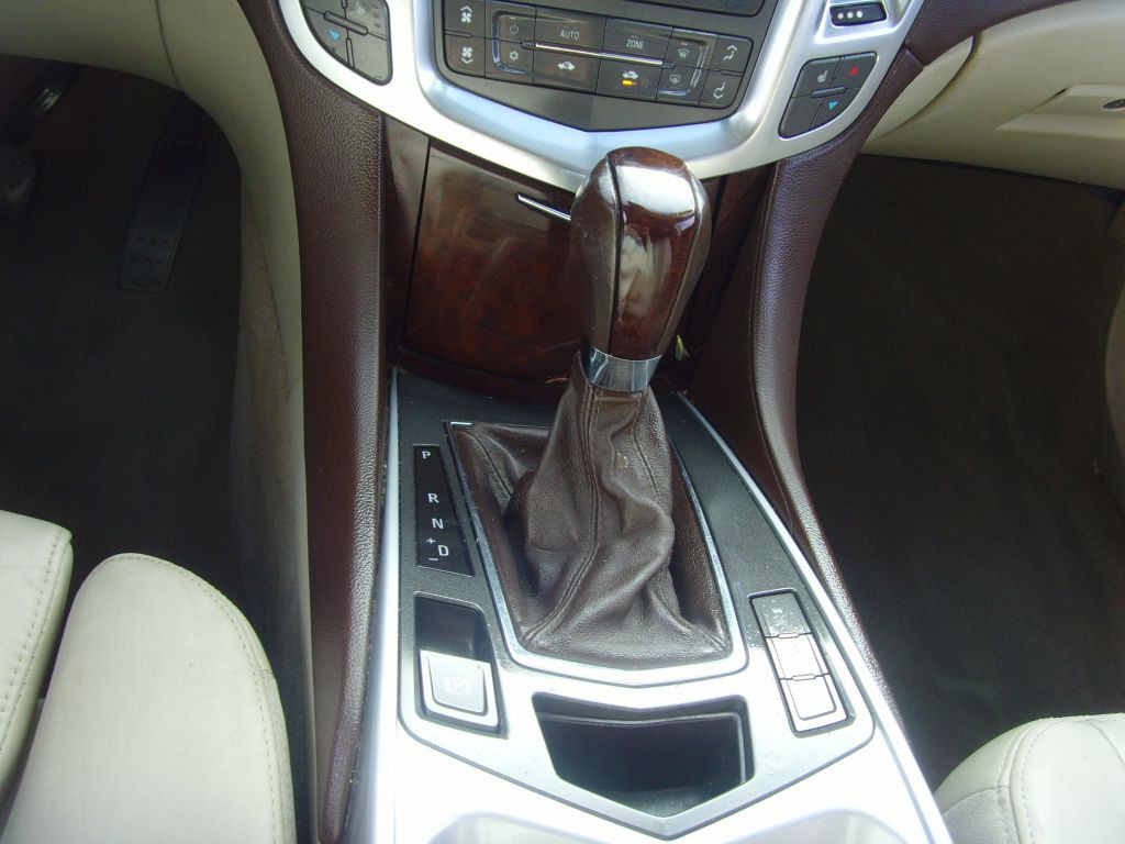 2012 Cadillac SRX Image 21