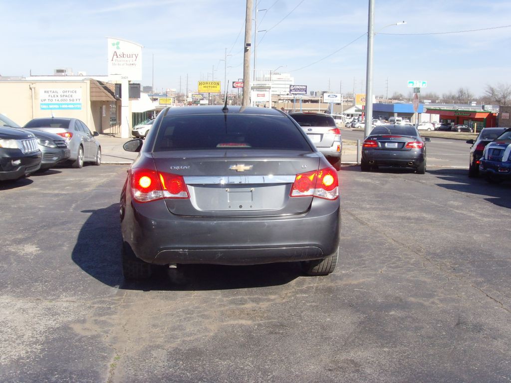 2013 Chevrolet Cruze Image 6