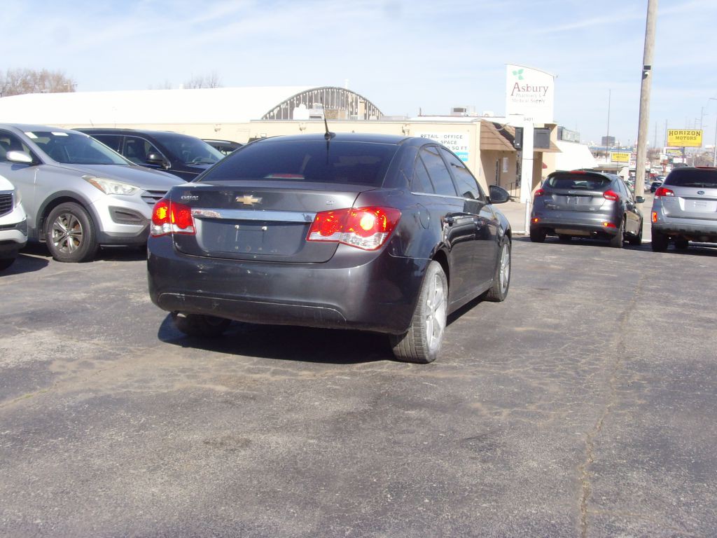 2013 Chevrolet Cruze Image 8