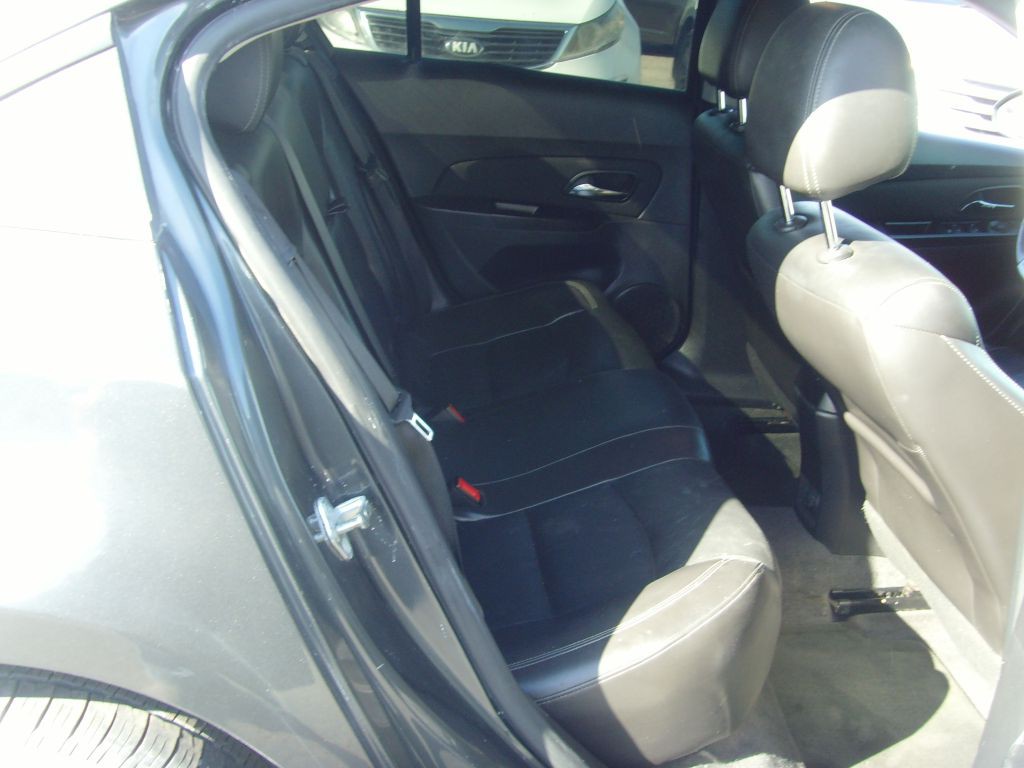 2013 Chevrolet Cruze Image 12