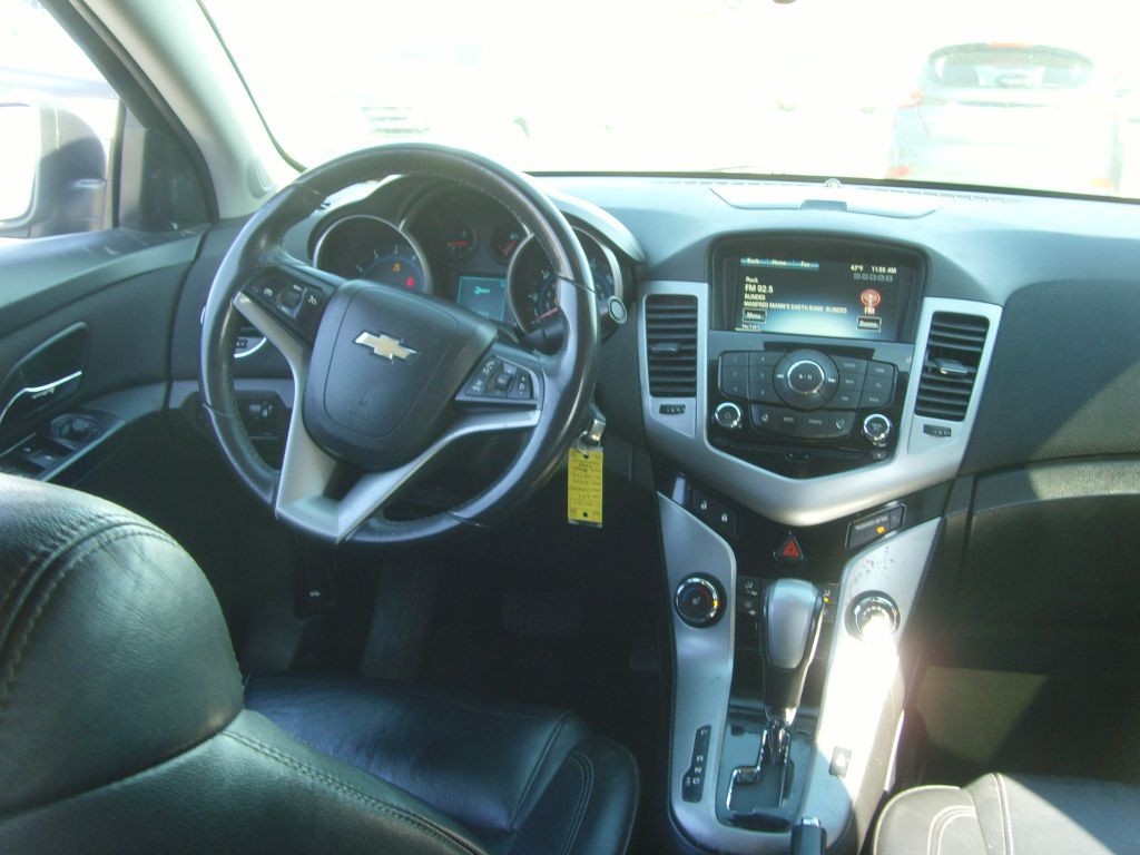 2013 Chevrolet Cruze Image 13