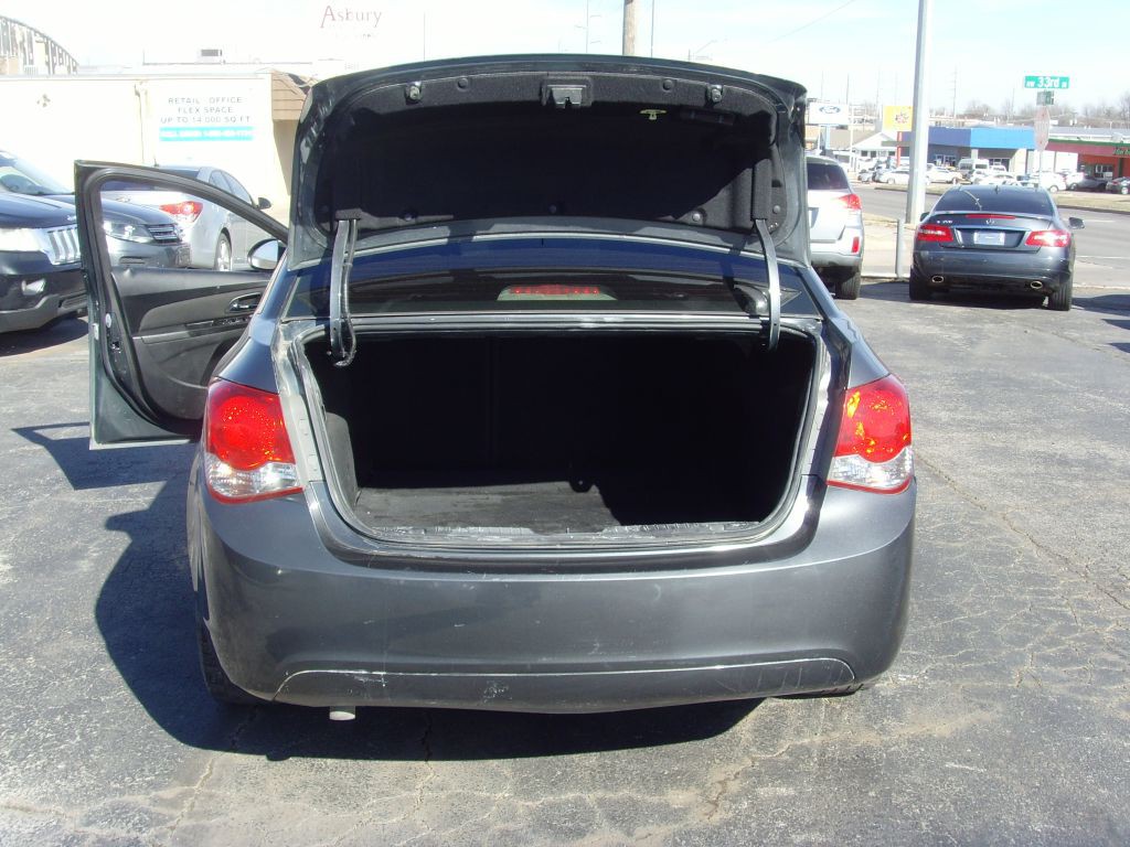 2013 Chevrolet Cruze Image 14