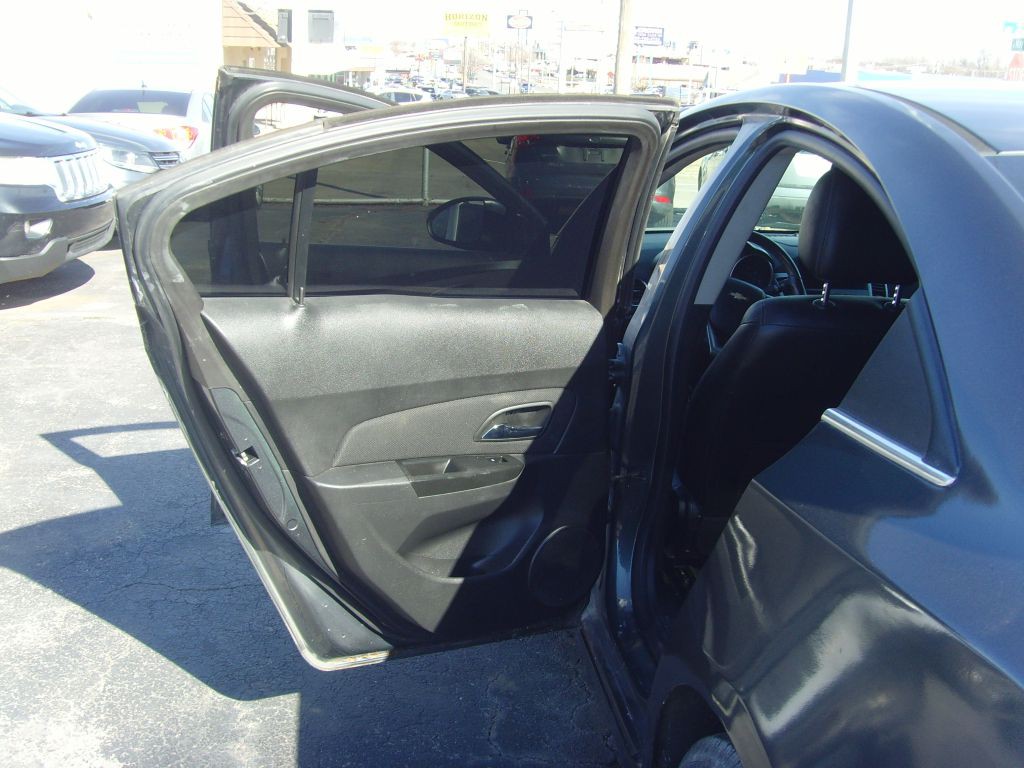 2013 Chevrolet Cruze Image 15