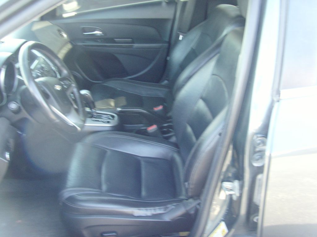 2013 Chevrolet Cruze Image 18
