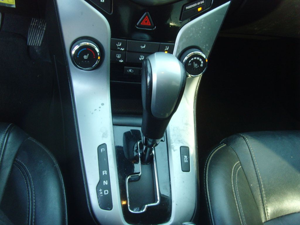 2013 Chevrolet Cruze Image 21