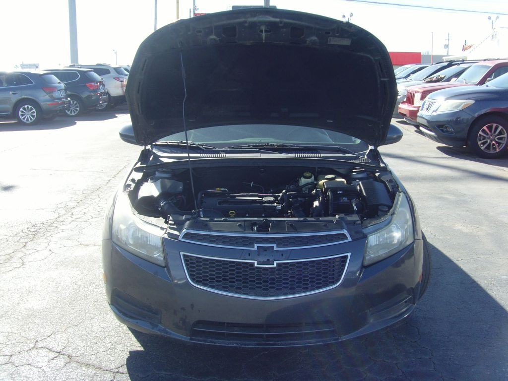 2013 Chevrolet Cruze Image 22