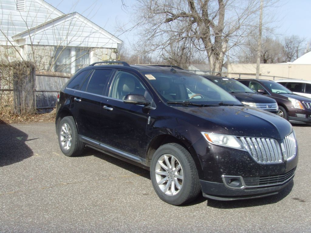 2013 Lincoln MKX Image 2