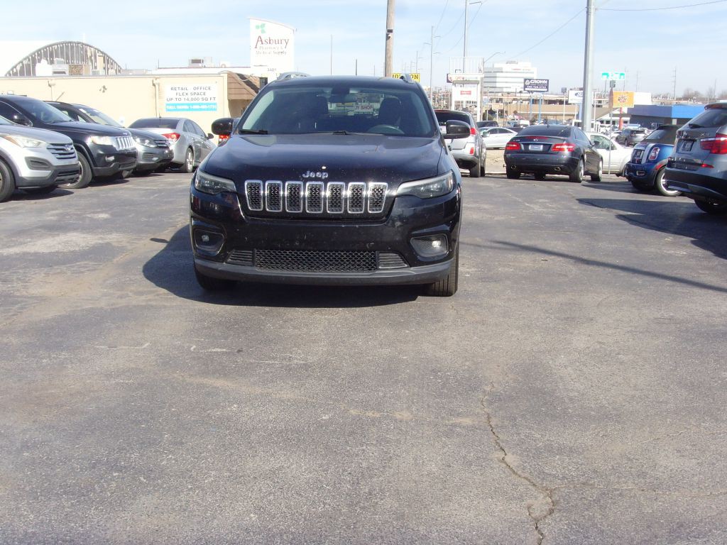 2019 Jeep Cherokee Image 1
