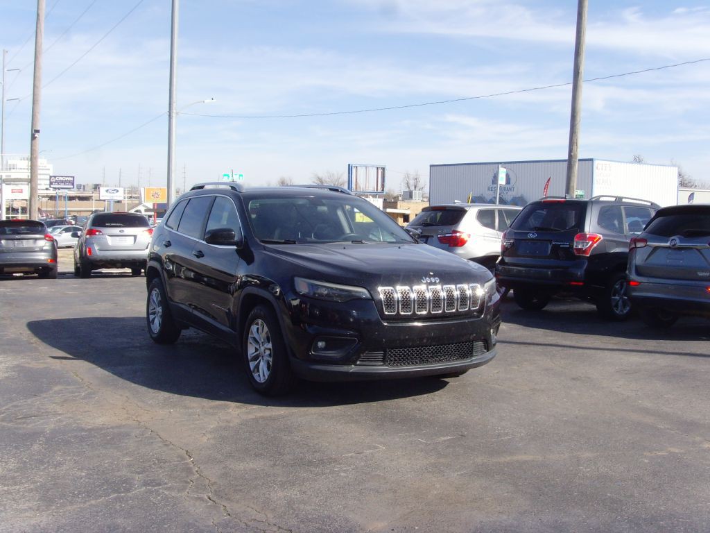 2019 Jeep Cherokee Image 2
