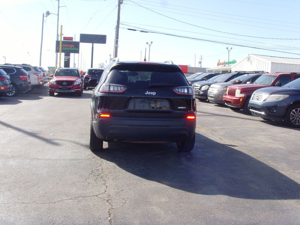 2019 Jeep Cherokee Image 6