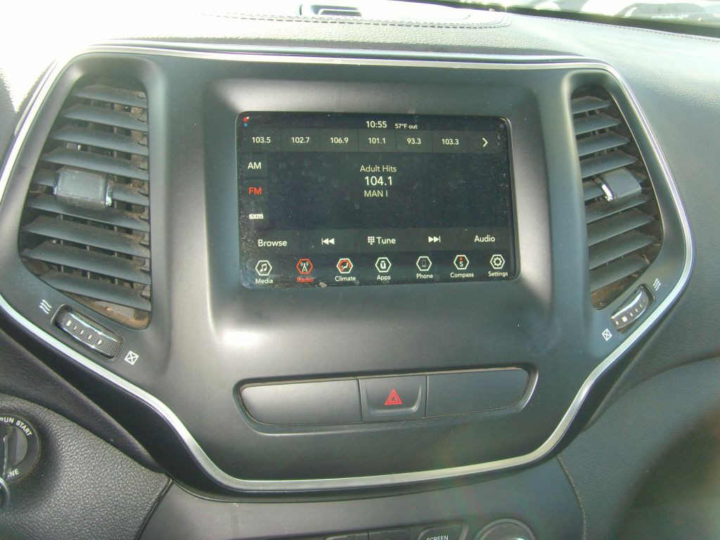 2019 Jeep Cherokee Image 19