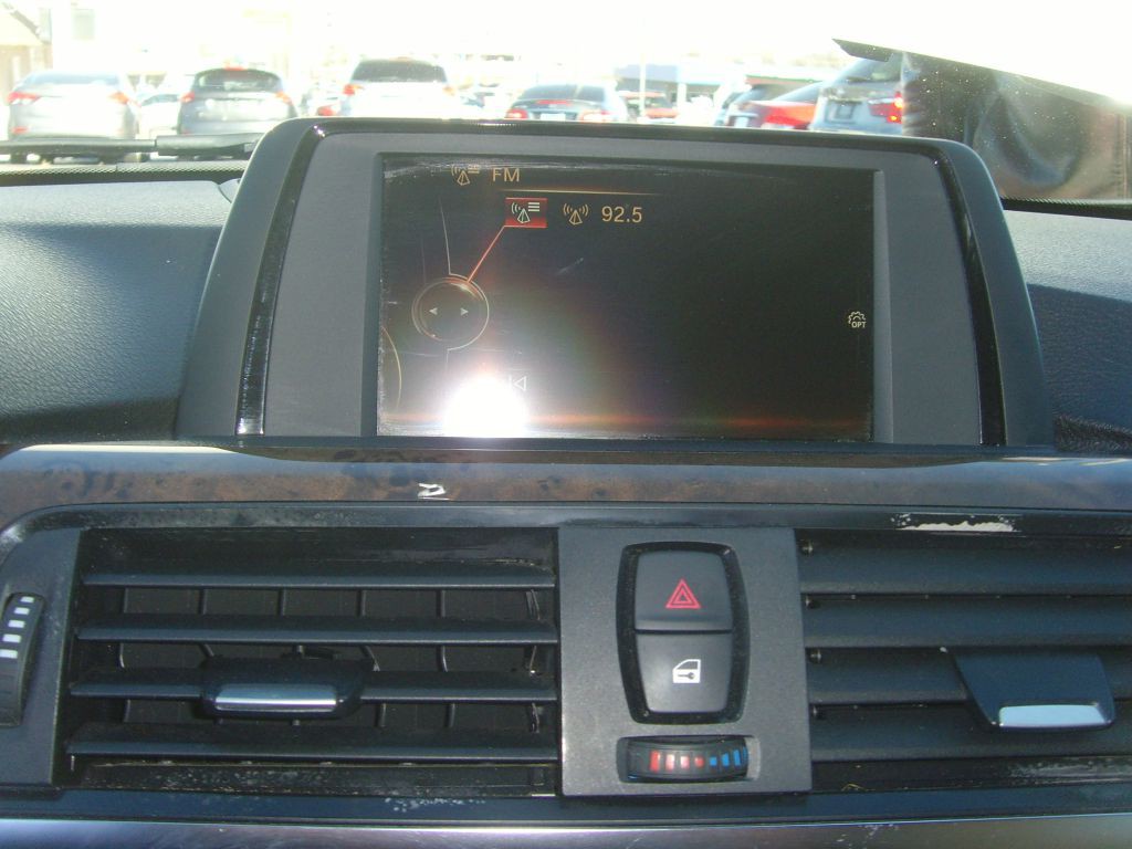 2015 BMW 3 Series Image 22