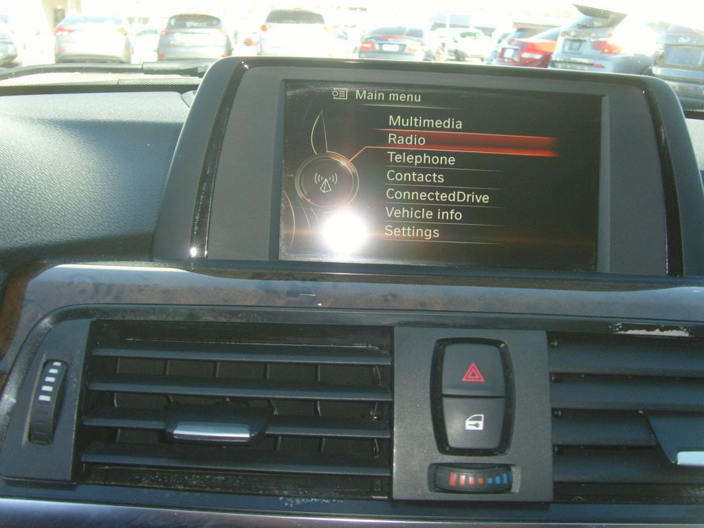 2015 BMW 3 Series Image 23