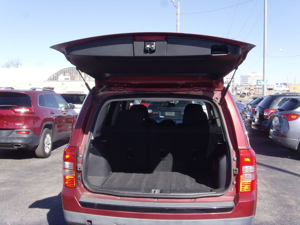 2014 Jeep Patriot Image 9