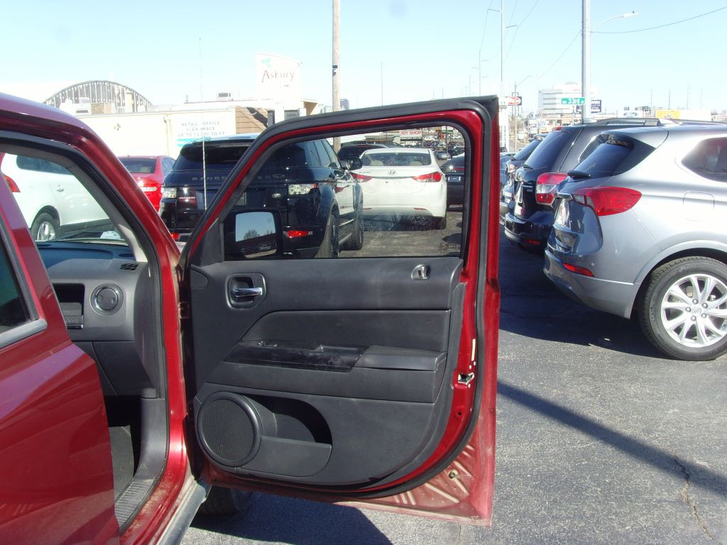 2014 Jeep Patriot Image 10