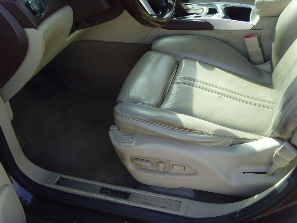 2015 Cadillac SRX Image 11