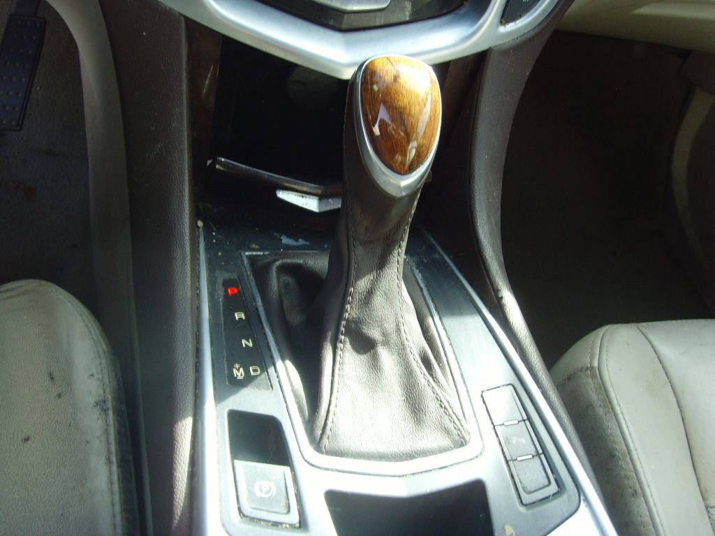 2015 Cadillac SRX Image 15