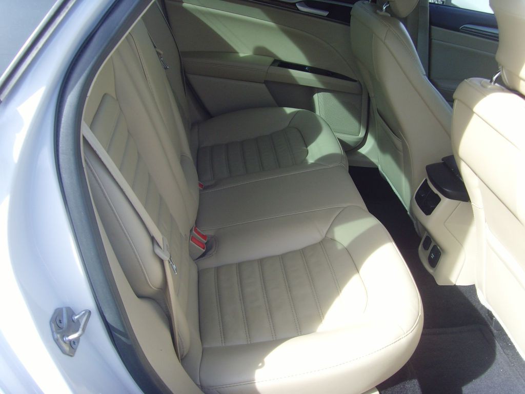 2014 Ford Fusion Image 10