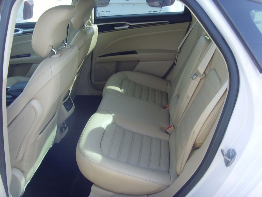 2014 Ford Fusion Image 13