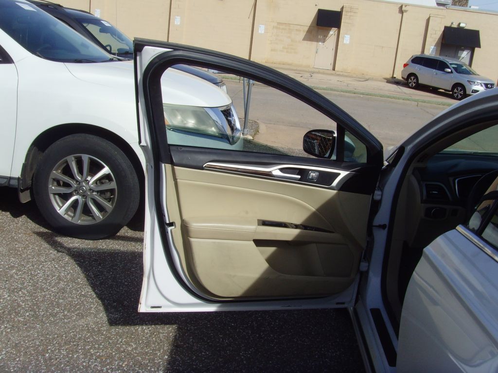 2014 Ford Fusion Image 15