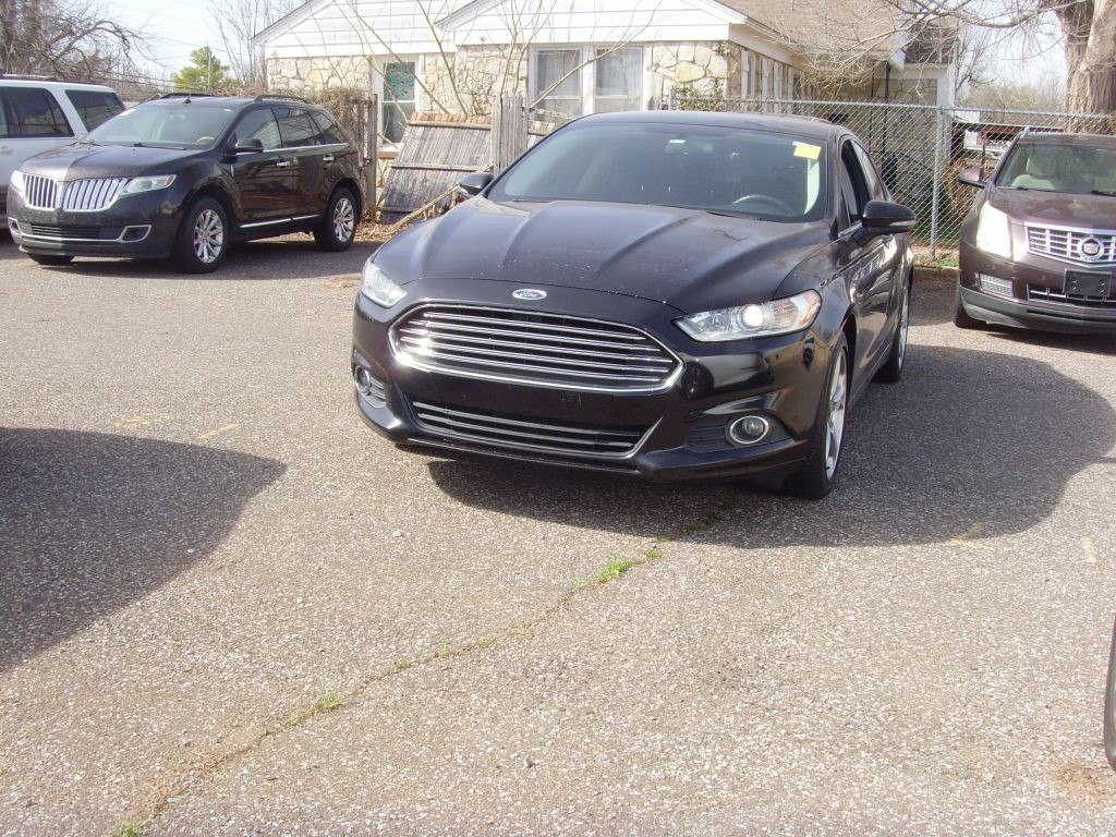 2016 Ford Fusion Image 1