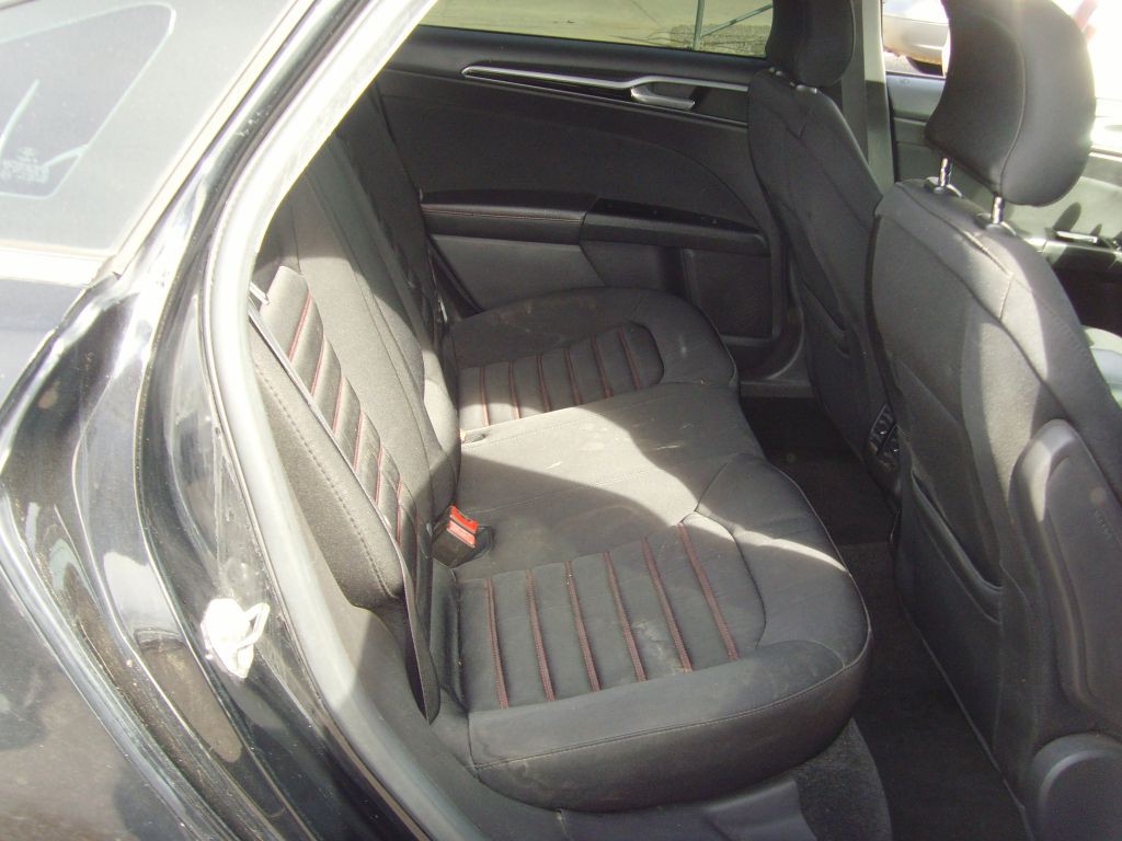 2016 Ford Fusion Image 10