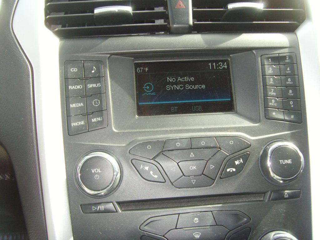 2016 Ford Fusion Image 21