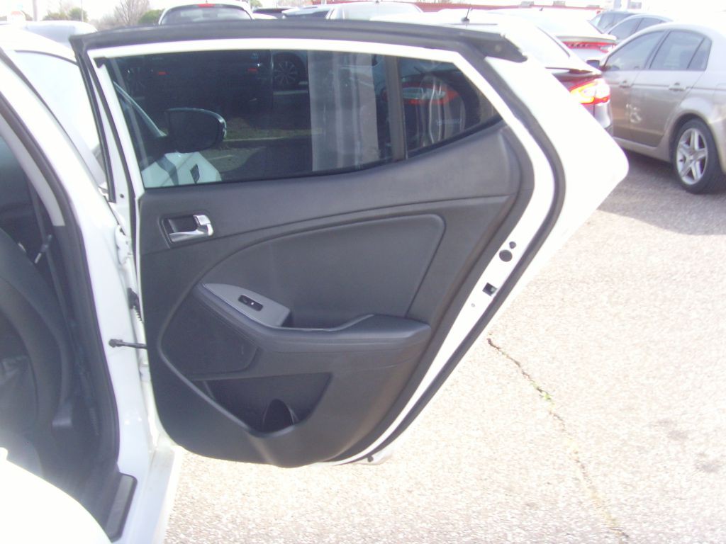 2015 Kia Optima Image 10