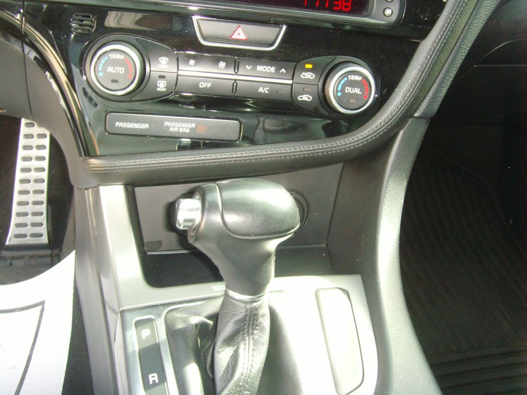 2015 Kia Optima Image 18