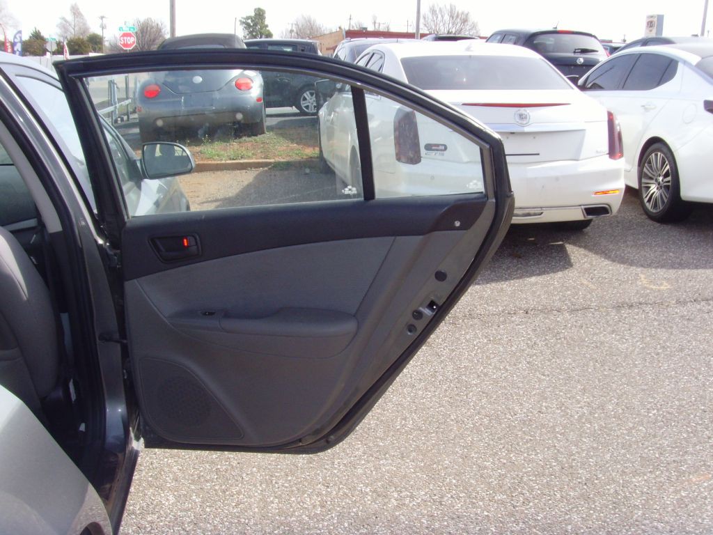 2010 Hyundai Sonata Image 9