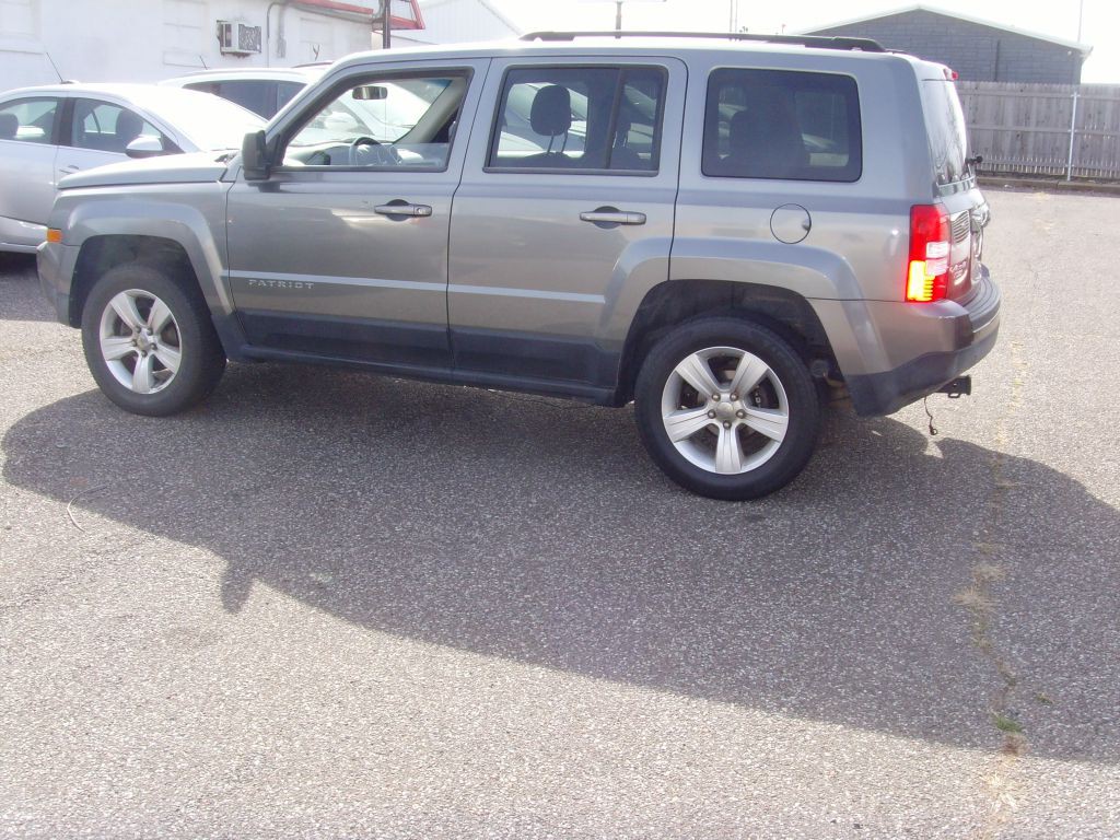 2012 Jeep Patriot Image 4