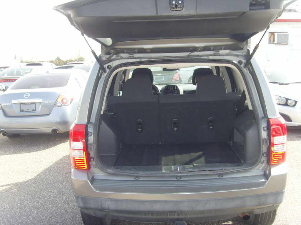 2012 Jeep Patriot Image 14