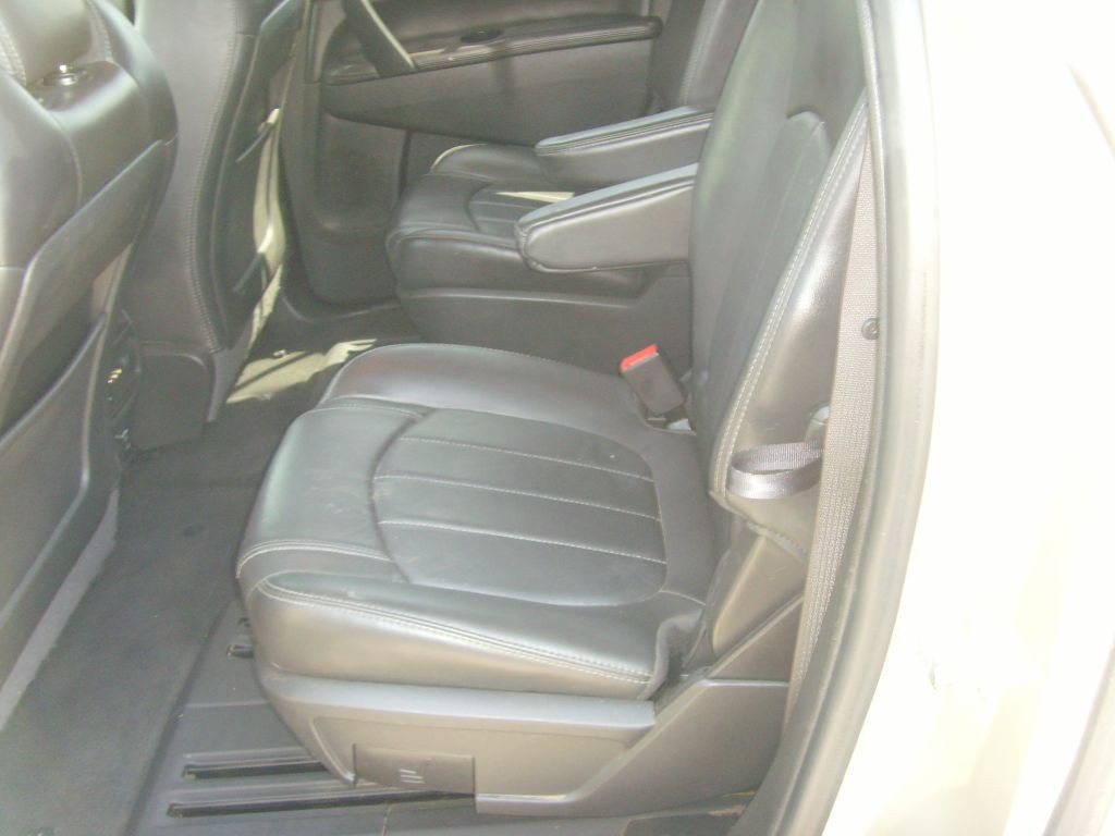 2015 Buick Enclave Image 21
