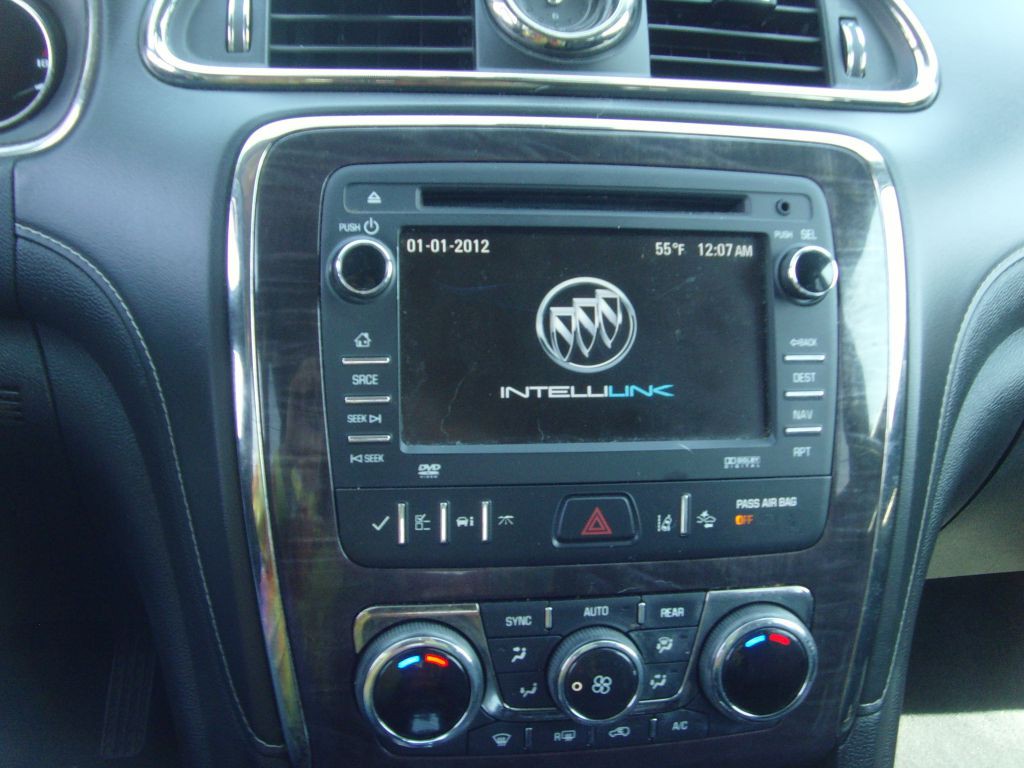 2015 Buick Enclave Image 24