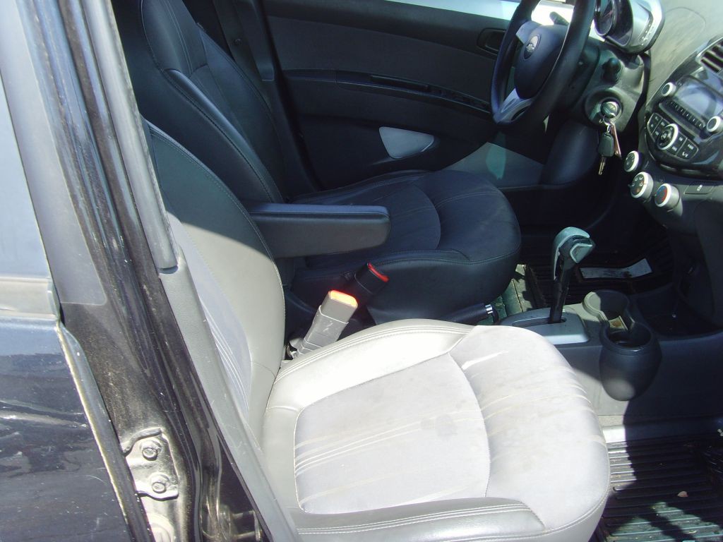 2013 Chevrolet Spark Image 10