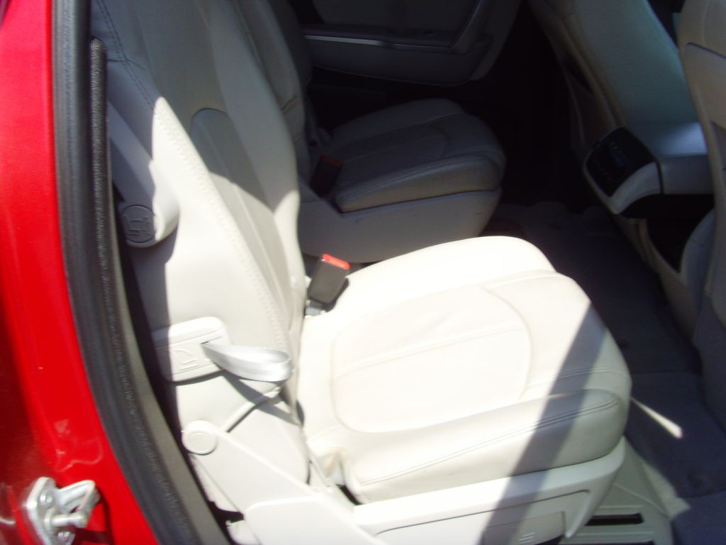 2012 GMC Acadia Image 12