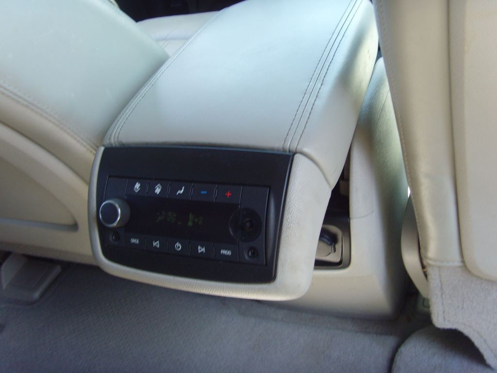 2012 GMC Acadia Image 14