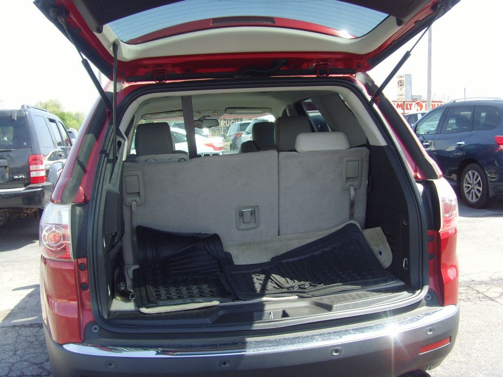 2012 GMC Acadia Image 16