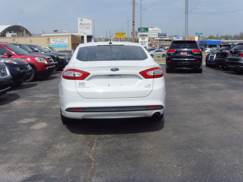 2016 Ford Fusion Image 6