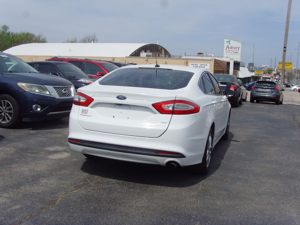 2016 Ford Fusion Image 7